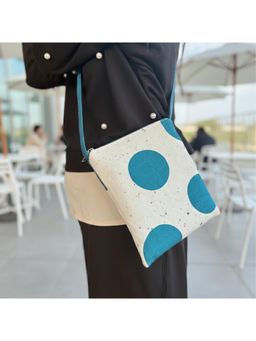 Strutt - Waterproof Sling Bag For Women (Medium)