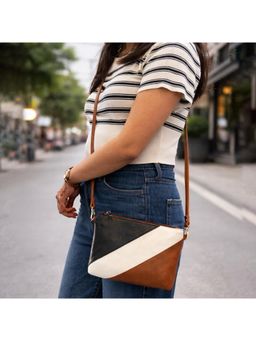 Strutt - Elara Sling Bag For Women (Medium)