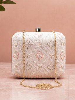 ARTKLIM - White Based Threadwork Pattern Embroidery Clutch with Detachable Chain
