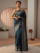 Navy Blue color option, Currently selected