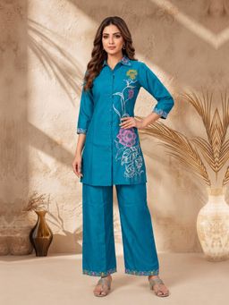 BERRYLICIOUS - Women Blue Chanderi Floral Embroidered Co-Ord Set