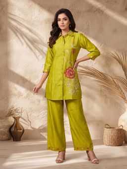 BERRYLICIOUS - Women Lime Chanderi Floral Embroidered Co-Ord Set
