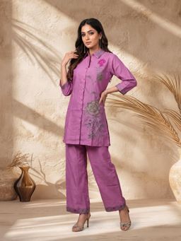 BERRYLICIOUS - Women Purple Chanderi Floral Embroidered Co-Ord Set
