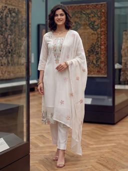 BERRYLICIOUS - Women White Chanderi Hand Embroidered Kurta and Pant with Dupatta