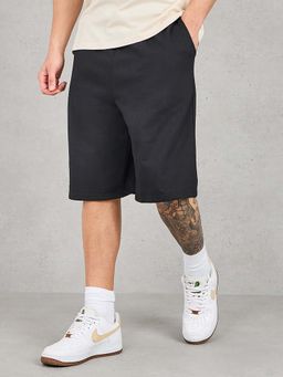 Styli - Black Solid Oversized Fit Shorts
