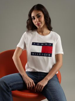 Tommy Hilfiger - White Logo Regular Fit Cotton T-Shirt