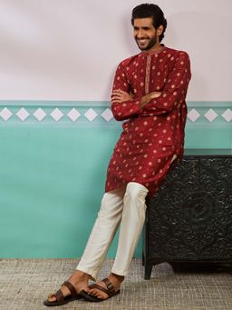 Vastramay - Mens Maroon Printed Kurta with Pant (Set of 2)