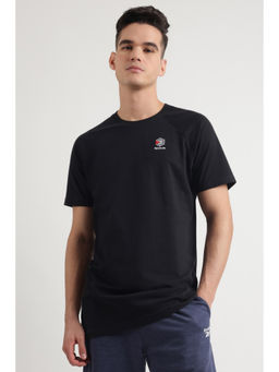 Reebok - Men Black T-Shirt