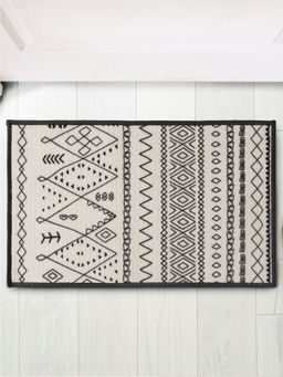 Urban Space - 3D Digital Printed Bathmat With Anti Slip Backing, 2 X 3 Feet Off White