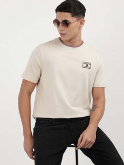 Tommy Hilfiger - Beige Badge Solid T-shirt