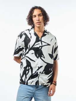 Bewakoof - Men's White & Black All Over Printed Oversized Shirt