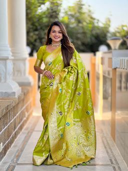 Vedant Vastram - Soft Litchi Silk Banarasi Green Saree with Unstitched Blouse