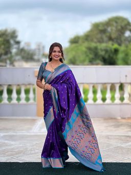Vedant Vastram - Paithani Jacquard Navy Blue Saree with Unstitched Blouse