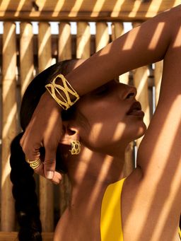 Perfectly Average - Large Textured Cuff Bracelet | 18K Gold Plated Women Jewellery