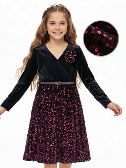Hola Bonita - Knee Length Full Sleeves Sequinned Dress With Belt