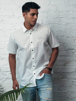 KINGDOM OF WHITE - Beam Half Sleeves Shirt Placement Print At Front
