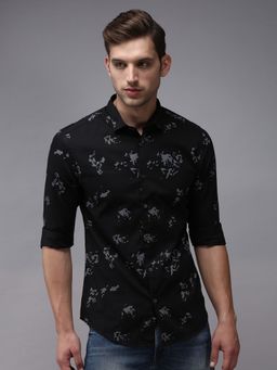 SHOWOFFFF - Men Black Collar Neck Abstract Print Comfort Fit Shirt