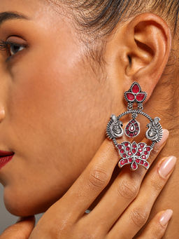 VENI - Contemporary Drop Earrings