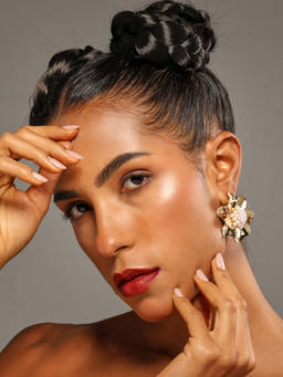 VENI - Stainless Steel 18k Gold-Plated Contemporary Stud Earrings