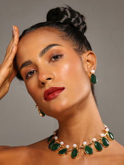 VENI - 18K Gold Plated Green Stone and Beaded Jewellery Set