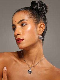 VENI - 92.5 Silver-Plated Stone-Studded Oxidised Jewellery Set
