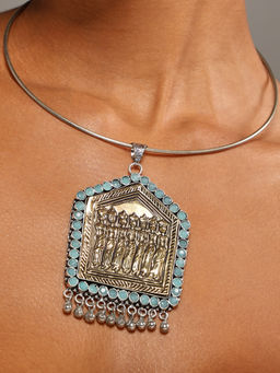 VENI - 92.5 Silver-Plated Artificial Stones Studded Hasli Necklace