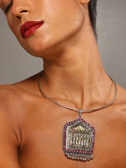 VENI - 92.5 Silver-Plated Artificial Stones Studded Hasli Necklace