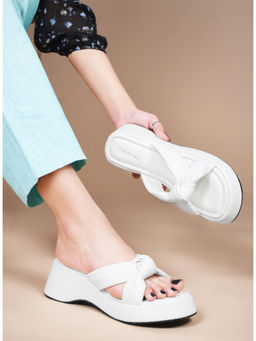 CLOG LONDON - Women Casual Slip On Wedges White