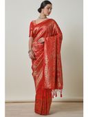 Red color option, Sold out, Currently selected