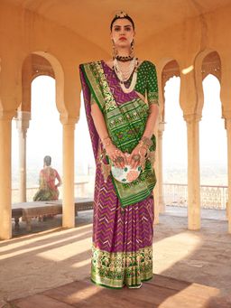 Elora - Gold Printed Patola Silk Saree For Women (Magenta)