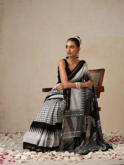Swtantra - Black Printed Saree with Unstitched Blouse