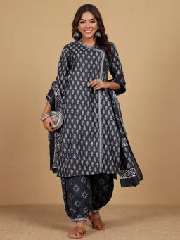 Varanga - Black Printed Kurta and Salwar with Dupatta (Set of 3)
