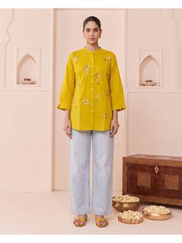 Cotton Culture - Women'S Yellow Cotton Floral Embroidered Short Kurti