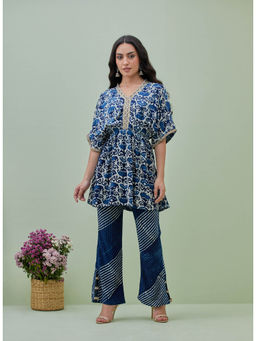 GRASS & SUNSHINE - Easy Breezy Batik Top with Pant (Set of 2)