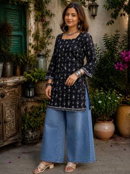 MYSHKA - Black Floral Square Neck Kurti