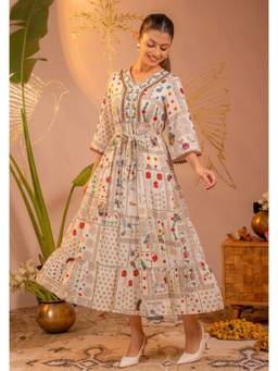 Juniper - Off White Floral V-Neck Dress with Belt
