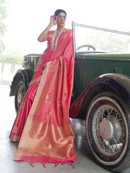 Akhilam - Women Silk Blend Pink Woven Design Handloom Saree with Blouse Piece
