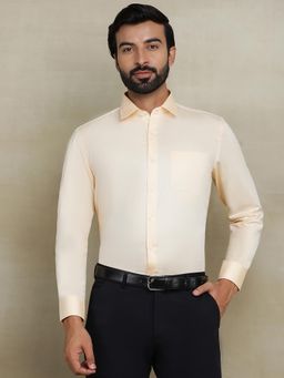 JadeBlue - Peach 100% Cotton Solid Formal Shirt