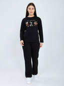 Black color option, Sold out, Currently selected