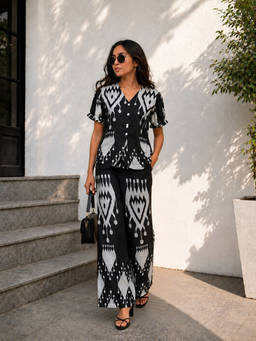 AAREIN - Black Aztec Print Co-Ord Set