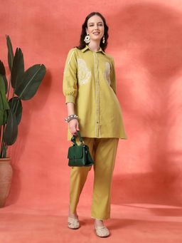 Nayam by lakshita - Green Embroidered Cotton Co-Ord (Set of 2)