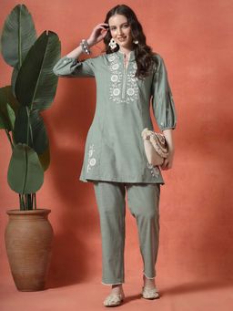 Nayam by lakshita - Green Floral Embroidered Cotton A-Line Kurti with Pant (Set of 2)