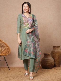 FASHOR - Floral Sequined Straight Fit Kurta with Pant and Dupatta - Green (Set of 3)