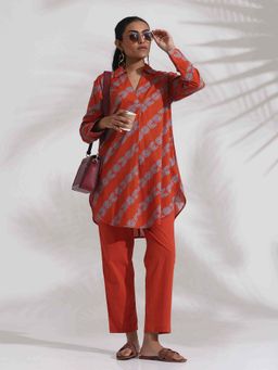 trueBrowns - Orange Cotton Print Kurti and Pant (Set of 2)