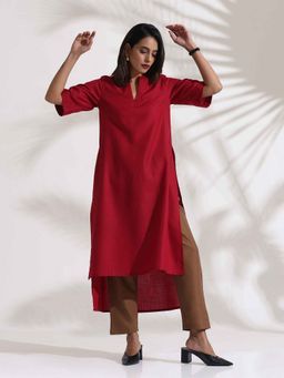 trueBrowns - Maroon and Brown Solid Slub High Slit Kurta with Pant (Set of 2)