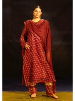Banana Labs - Women Maroon Polka Dots Kota Kurta with Pant and Dupatta