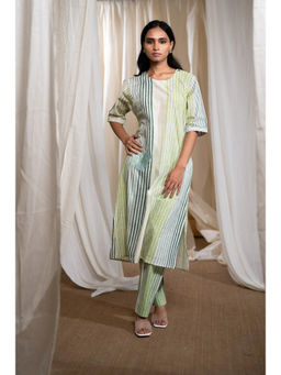 Banana Labs - Women Green Stripes Cotton Kurta with Pant and Slip