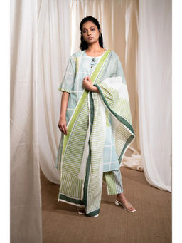 Banana Labs - Women Blue Checks Pure Cotton Kurta with Pant and Dupatta