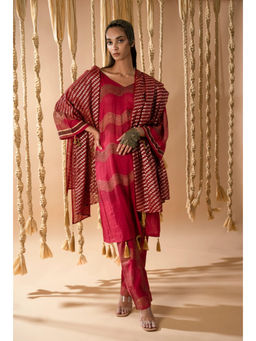 Banana Labs - Women Pink Stripes Cotton Kurta with Pant and Dupatta and Slip