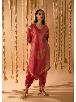 Banana Labs - Women Pink Printed Pure Cotton Kurta with Dhoti